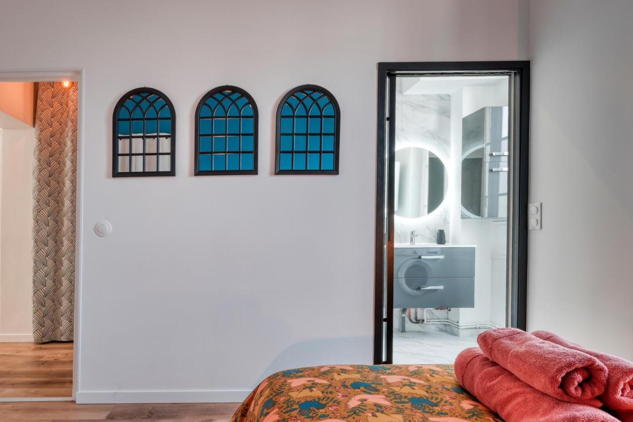 Superbe 2 Pieces Avec Jacuzzi Privatif Face Gare Proche Cathedrale Apartment Chartres Exterior foto