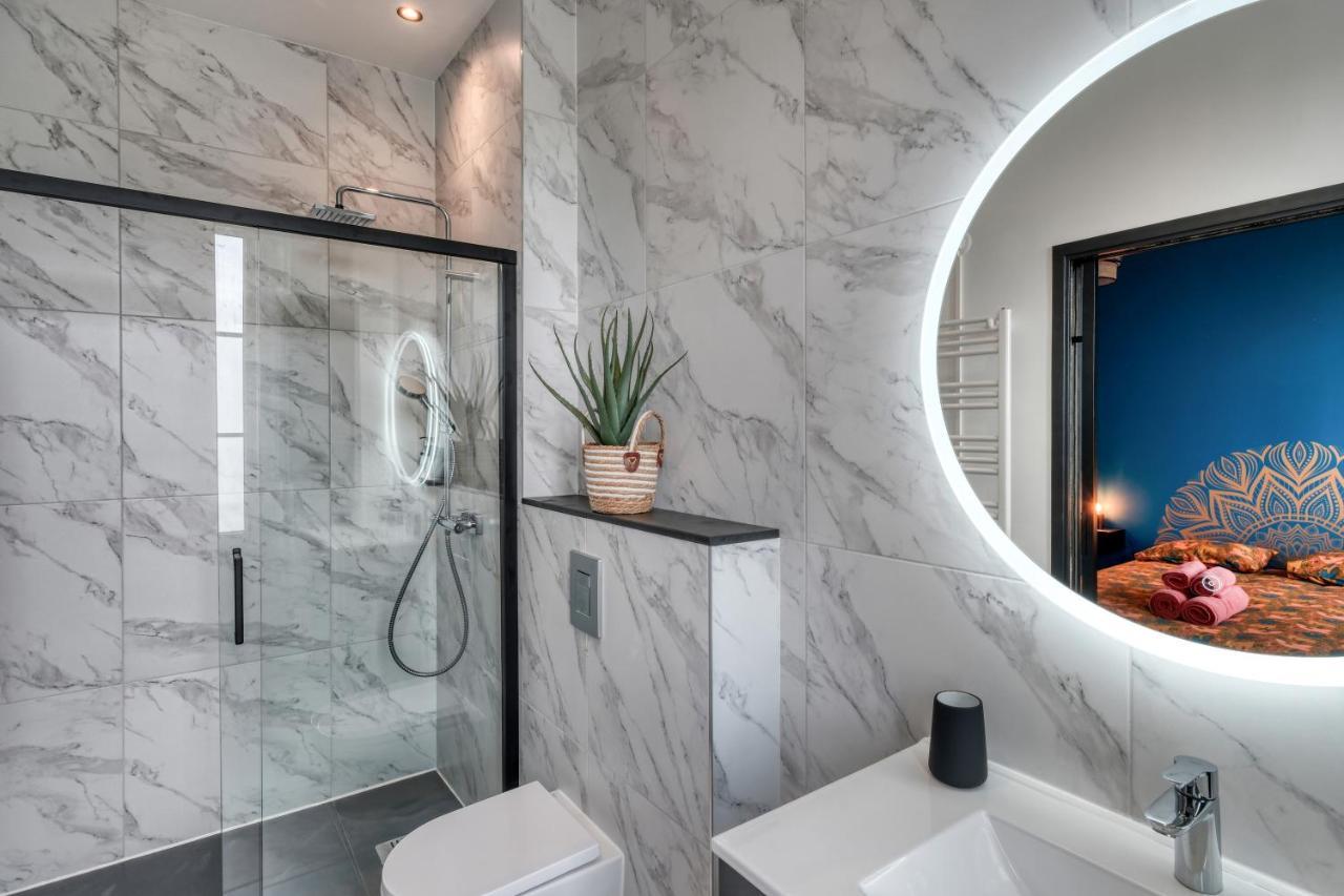 Superbe 2 Pieces Avec Jacuzzi Privatif Face Gare Proche Cathedrale Apartment Chartres Exterior foto